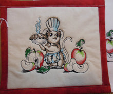 Load image into Gallery viewer, Baking Apple Pies Mouse Towel & Potholder Set