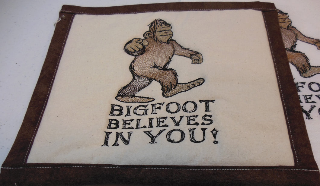 Big Foot believes in you Towel & Potholder Set