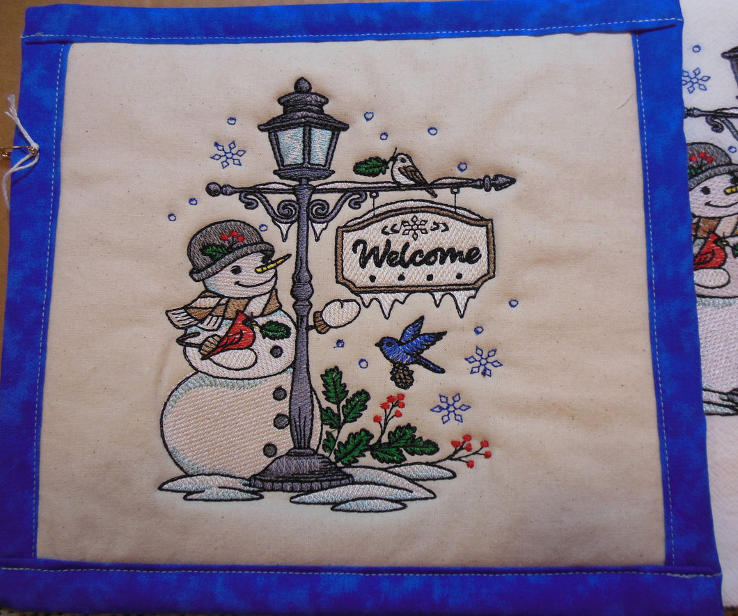 Welcome Winter Lamppost Towel & Potholder Set