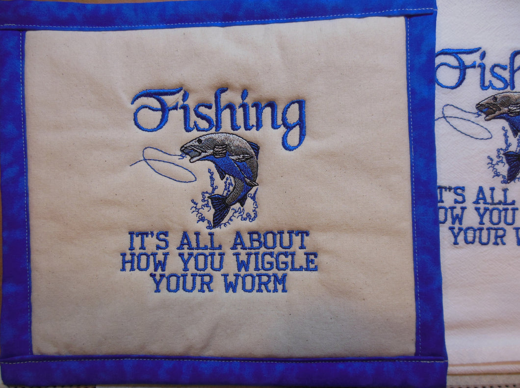 Wiggle Worm Towel & Potholder Set