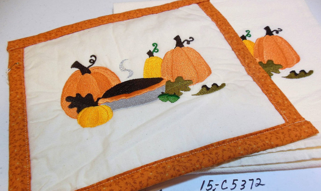 Pumpkins And Pumkin Pie 2 Towel & Potholder Set