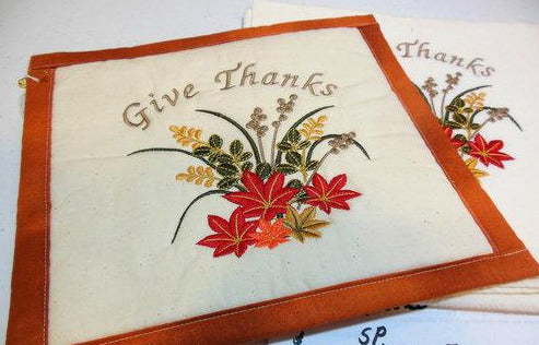 Give Thanks Leaf Bundle Towel & Potholder Set