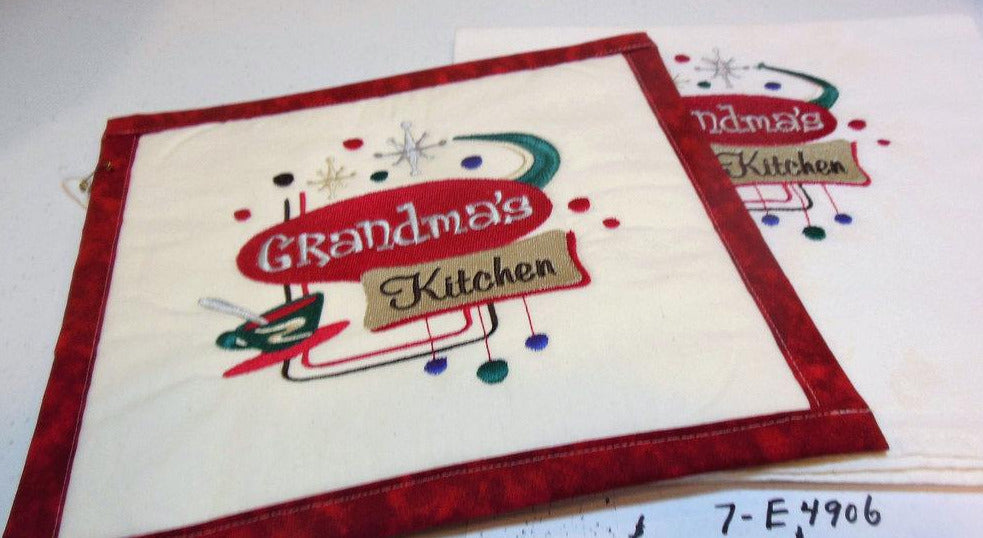 Grandma's Kitchen 2 Towel & Potholder Set