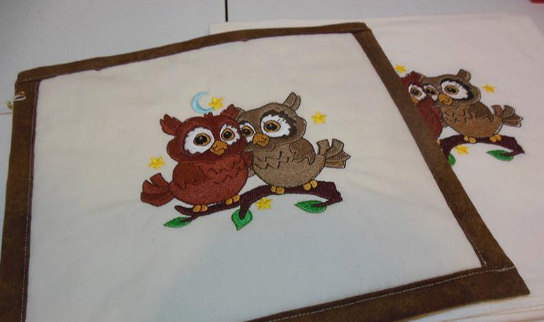 Two Owls Towel & Potholder Set