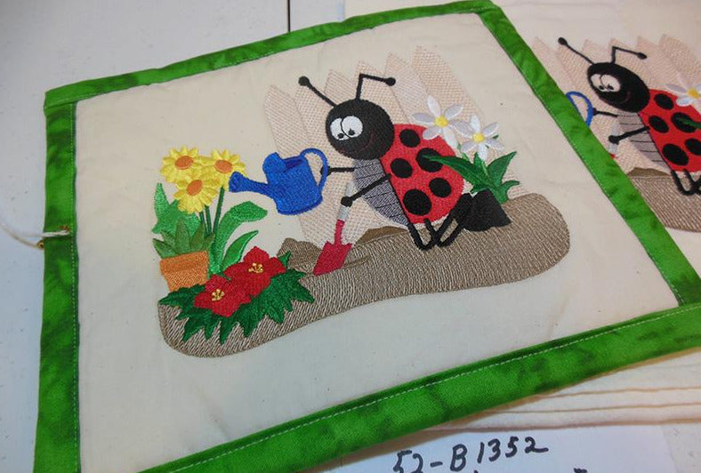 Lady Bug Gardening Towel & Potholder Set