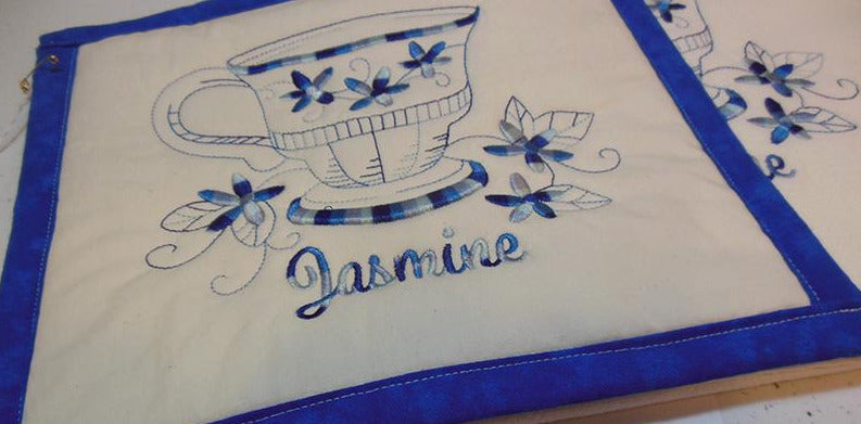 Jasmine Tea Towel & Potholder Set