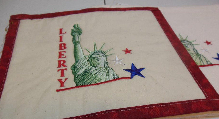 Liberty Towel & Potholder Set