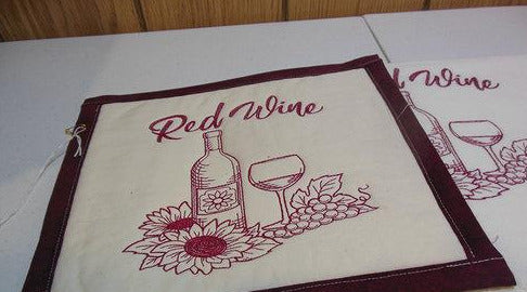 Red Wine Towel & Potholder Set