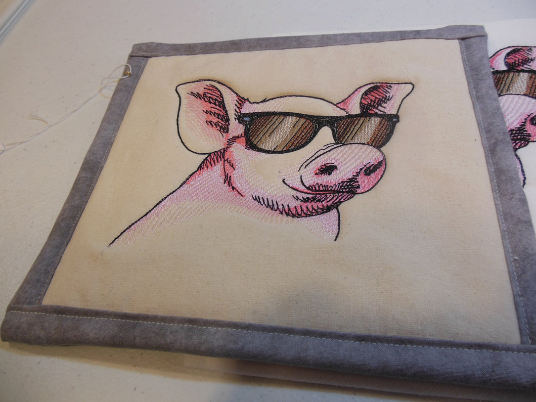 Sunshine & Sunglasses -pig Towel & Potholder Set