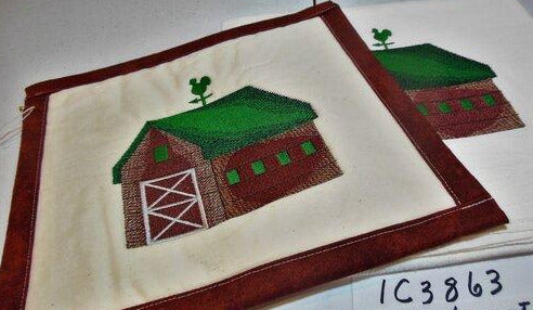 Barn Towel & Potholder Set