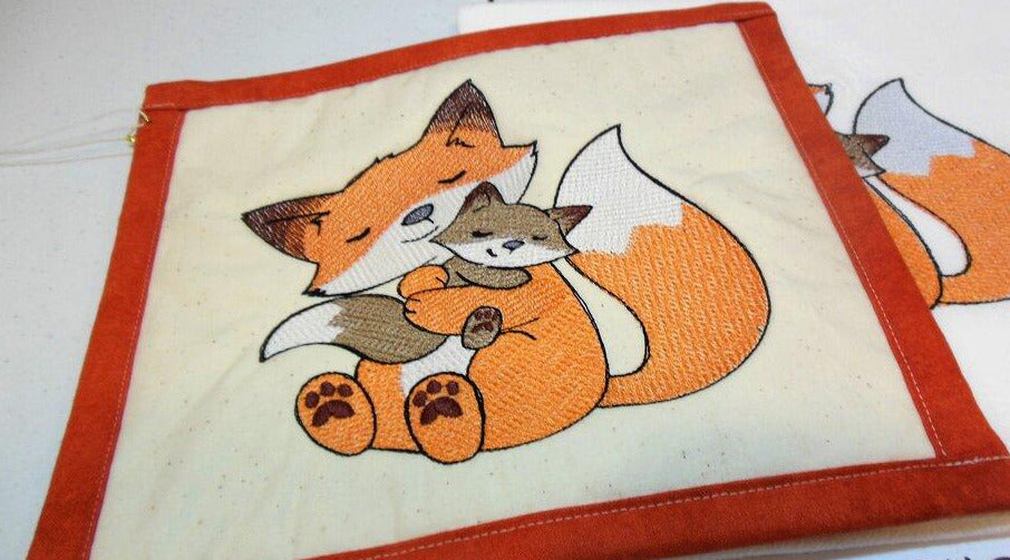 Cuddling Foxes Towel & Potholder Set